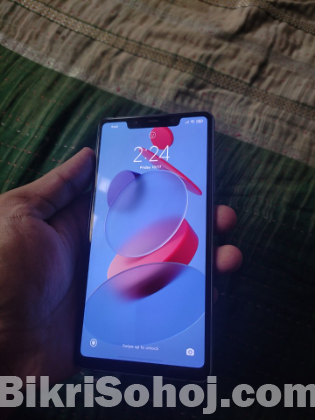 Xiaomi Mi 8se 4,64gb